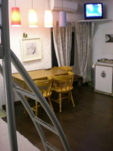 Adonis Guesthouse Batsi  Quarto foto